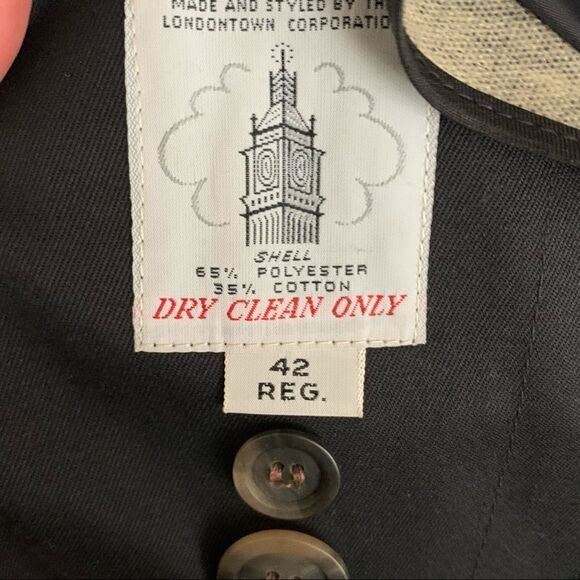 London fog lined trench coat - Picture 7 of 12